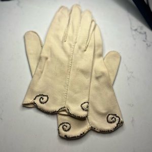 1940s Vintage HandBeaded Gloves